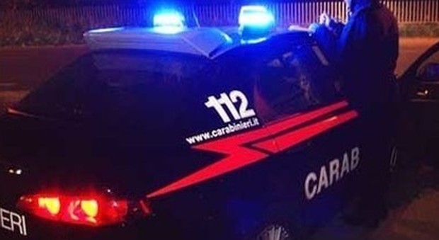 Minaccia di morte un giornalista, ragazzo di 29 denunciato dai carabinieri