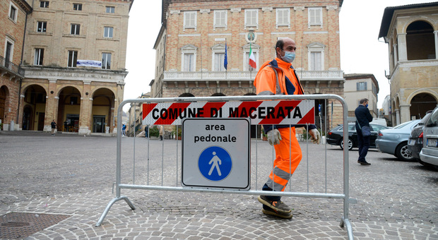 Rivoluzione parcheggi a Macerata: corsa contro il tempo per la riforma (con le nuove tariffe)