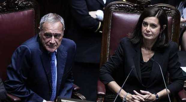Boldrini e Grasso: "Abolire subito i vitalizi agli ex parlamentari condannati"