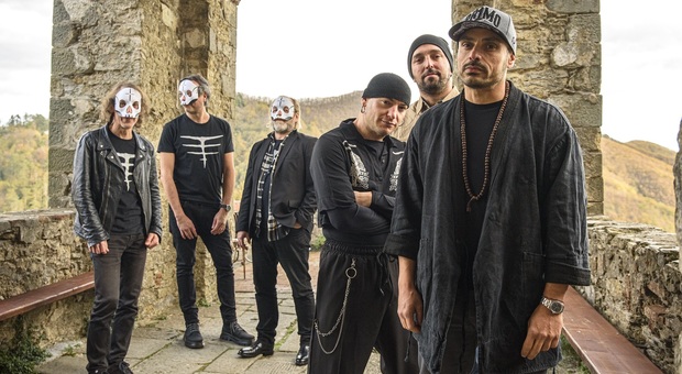 Il rap dei Cor Veleno e l indie rock dei Tre Allegri Ragazzi Morti fa tappa all abbazia di San Claudio al Chienti a Corridonia