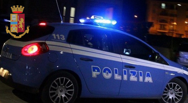 Ascoli, il via vai continuo attira la polizia: pusher 50enne arrestato con due etti di hashish e marijuana