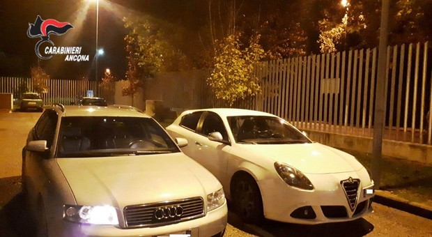 Finito l'incubo della banda dell'Audi: dopo l'inseguimento e la collutazione arrestati quattro giovani albanesi