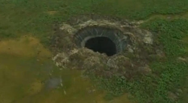 Cratere in Siberia, dopo l'ipotesi Ufo la spiegazione degli scienziati