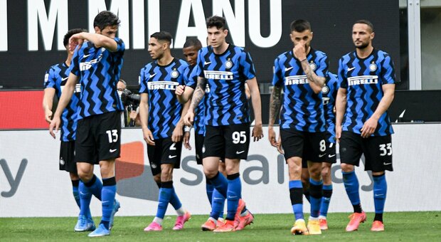 Inter-Sampdoria 5-1. I nerazzurri straripano a San Siro: in gol Sanchez, Gagliardini, Pinamonti e Lautaro.