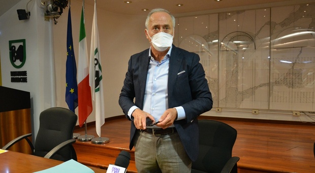 L'assessore regionale alla sanità, Filippo Saltamartini