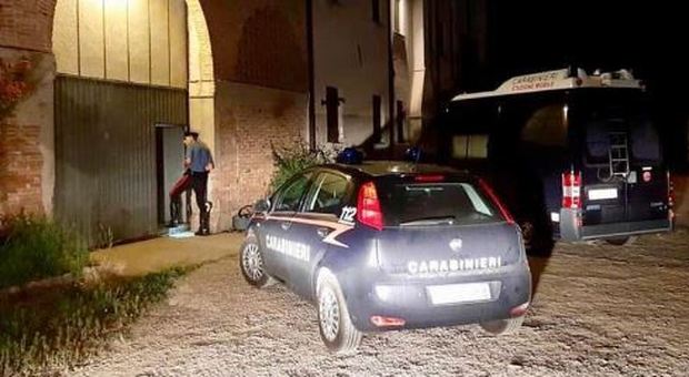 Assalto in villa a Lanuvio, proprietari picchiati e rapinati