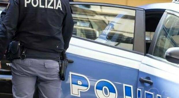 Due pusher di 20 anni arrestati e condannati per spaccio a Vallefoglia: in casa mezzo chilo di hashish