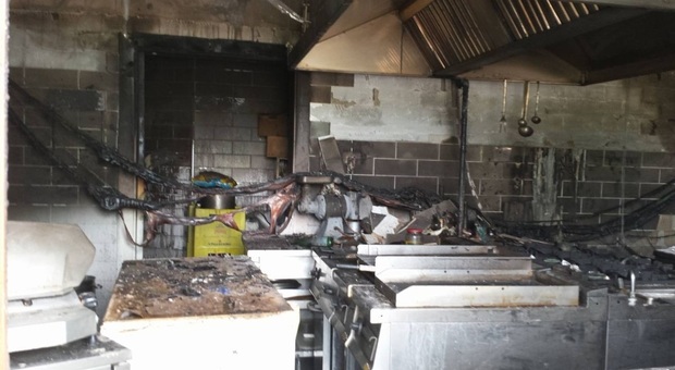 Monte San Giusto, Esplosione al pub: proprietario ustionato ma a processo per incendio e truffa all'assicurazione
