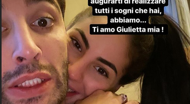 Andrea Iannone e Giulia De Lellis (Instagram)