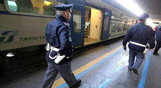 Osimo, in fuga d'amore per raggiungere il fidanzatino: ragazzina di 12 anni trovata alla stazione