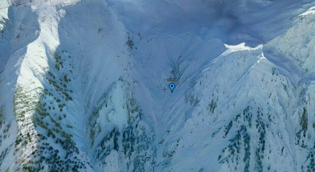 Valanga sopra Courmayeur, si temono sciatori coinvolti: il distacco in un canalone della val Veny