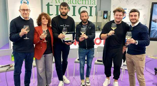 Premio a Tipicità per i tre chef stellati di Porto San Giorgio: «Bravissimi, siete il nostro orgoglio»