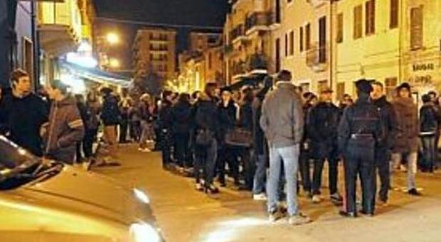 San Benedetto, atti vandalici nella notte movida fracassona fuori controllo