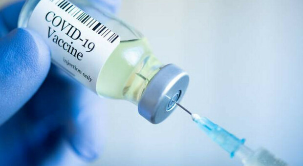 Vaccino, 55 dosi su 55 utilizzate all'Erdis di Urbino