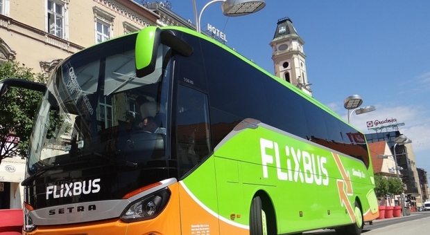 FlixBus: dieci località di mare collegate nelle Marche per la stagione estiva. Ecco quali sono