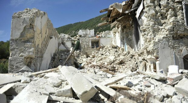 Terremoto, solo una settimana per prenotare i contributi per la ricostruzione: ecco quando scadono i termini