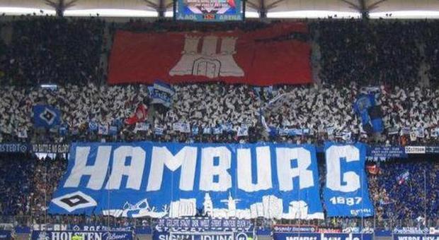 Amburgo, il tifoso che tutti vorrebbero Presta 25 milioni al club per fare mercato