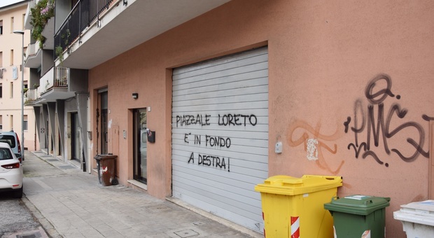 Ancona, scritte sulla sede di Casapound: individuato e denunciato un ultrà dorico
