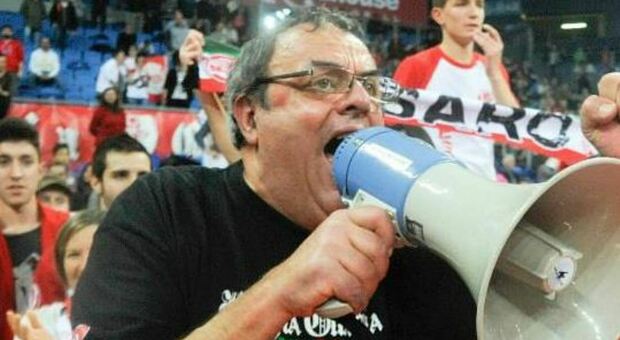 Morto Marco Piccoli, storico tifoso della Vuelle Basket Pesaro e anima dell'Inferno Biancorosso