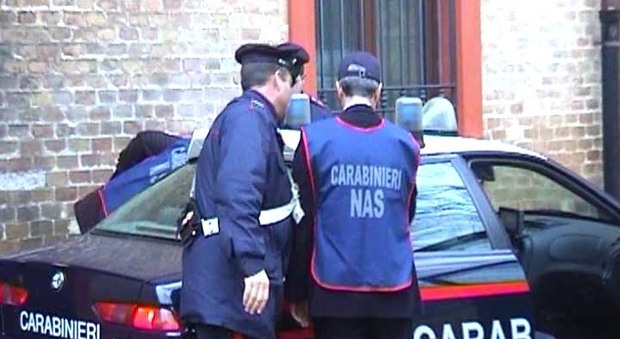 I carabinieri del Nas hanno notificato l'ordine di custodia cautelare a domicilio
