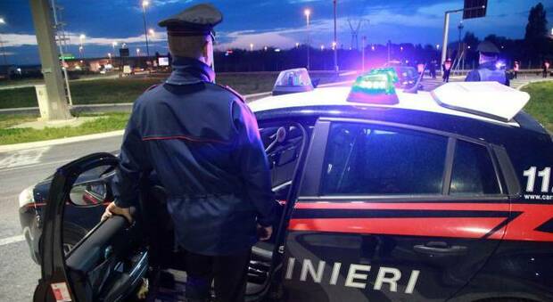 Alcol a un minore davanti ai carabinieri in borghese: scatta la maxi multa al titolare del locale
