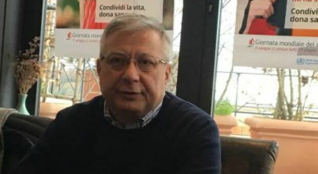 Il medico di base Franco Rossi in pensione: i pazienti suddivisi fra gli altri tre in servizio