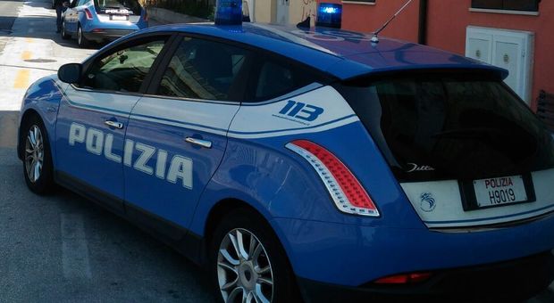 Ancona, furti, rapine ed estorsioni: arrestato un ricercato già espulso