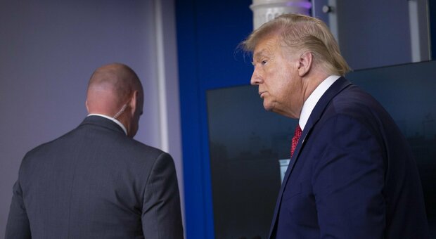 Trump: «Sparatoria e allarme fuori dalla Casa Bianca». Il presidente allontanato per alcuni minuti