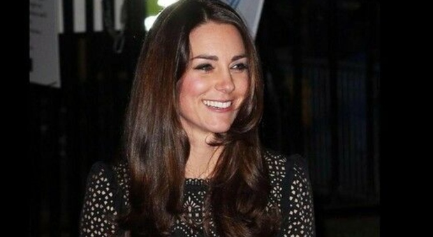 Kate Middleton, icona di stile anche ai Caraibi: ecco gli abiti sfoggiati adatti in ogni occasione