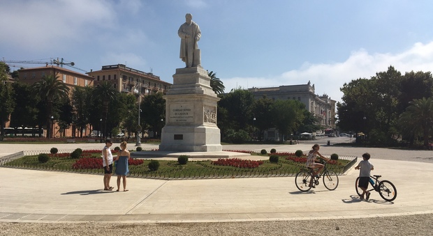 Ancona, ruota panoramica di 30 metri in piazza Cavour: il Comune ci pensa