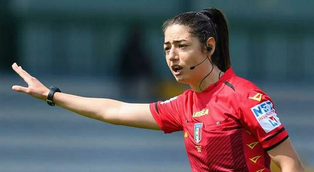 Maria Sole Ferrieri, ecco chi è la prima arbitro donna in serie A