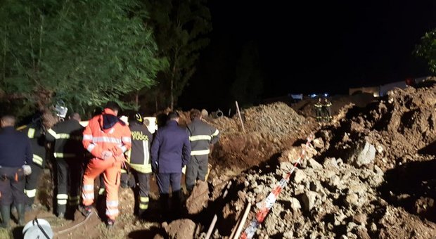 Tragedia per il maltempo a Crotone: sepolti da una frana muoiono in quattro