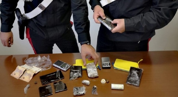 Droga, alcol e sicurezza: hashish e cocaina trovati nel fermano. Task force di controlli sul territorio