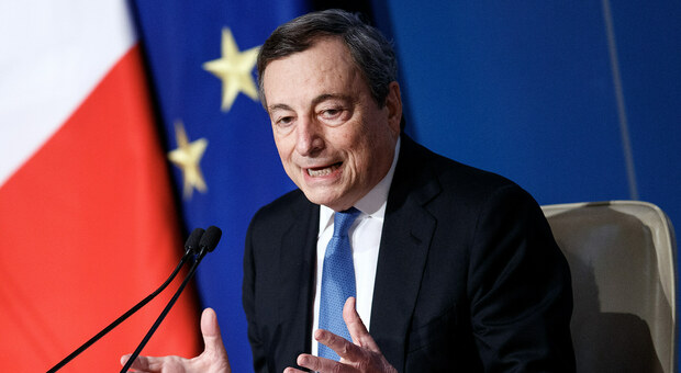 Draghi: «Crescita oltre il 6%, è il Parlamento a decidere la vita del Governo. Sul Covid nuova stretta in arrivo»