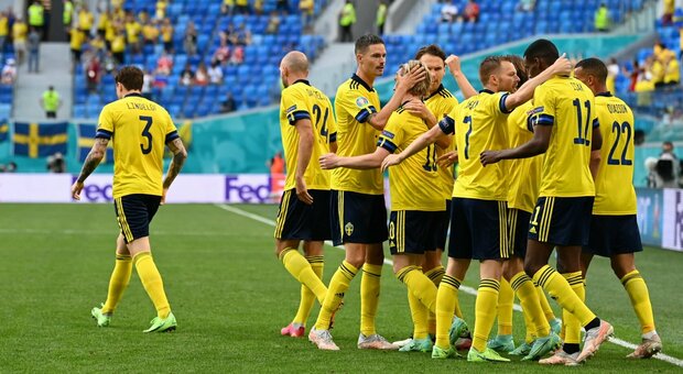 Svezia-Polonia, diretta ore 18. Formazioni ufficiali: Lewandowski a caccia dei tre punti, Andersson attacca con Isak-Quaison