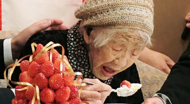 Kane Tanaka, donna più anziana del mondo, muore a 119 anni: amava la cioccolata e la matematica