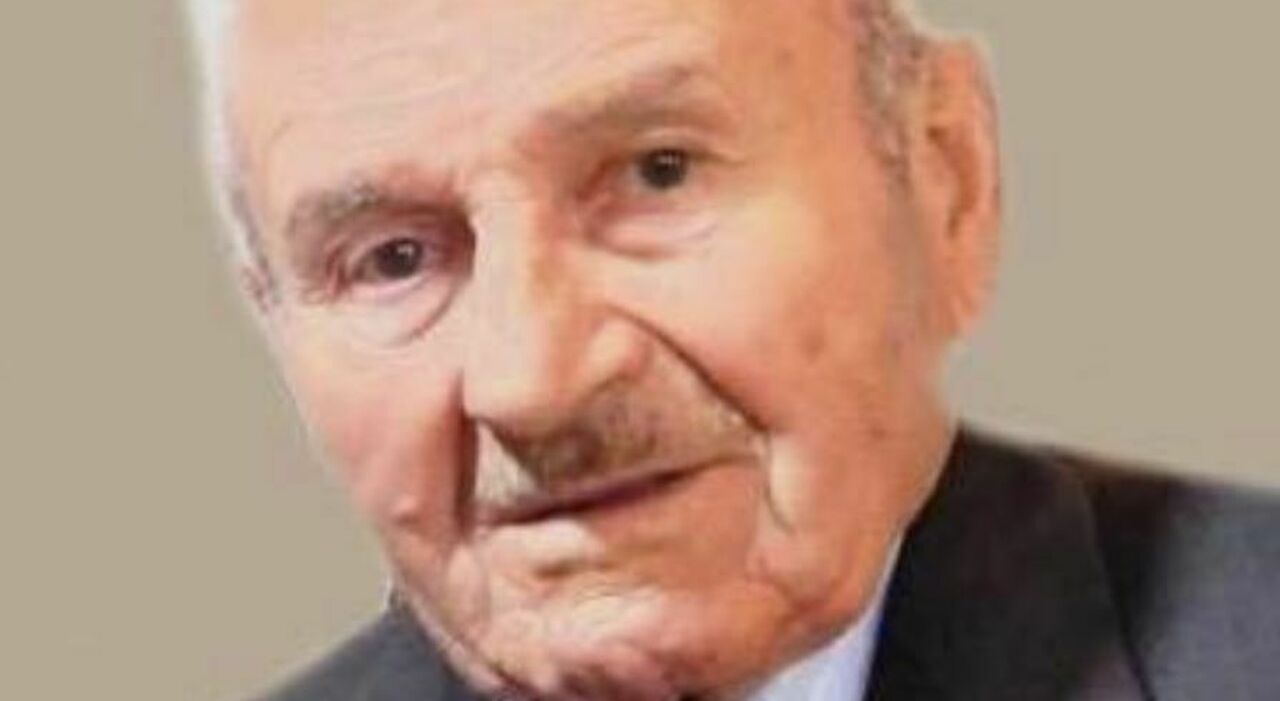 Muere el caballero Taborro a los 98 años, empresario de luto.  Es el fundador de la fábrica de cajas Sios.